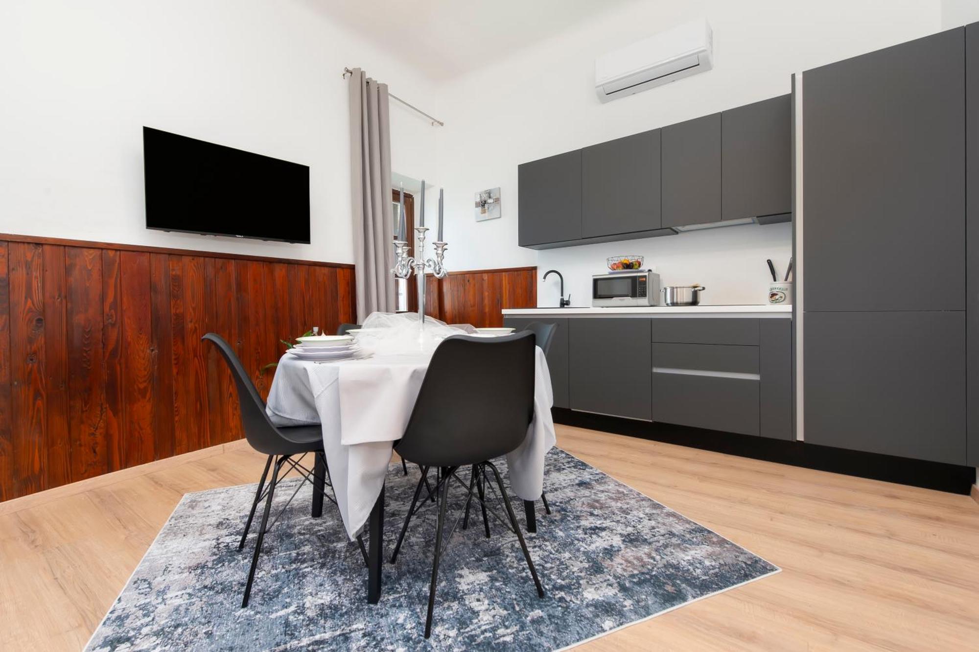Apartment Rubi 罗维尼 外观 照片