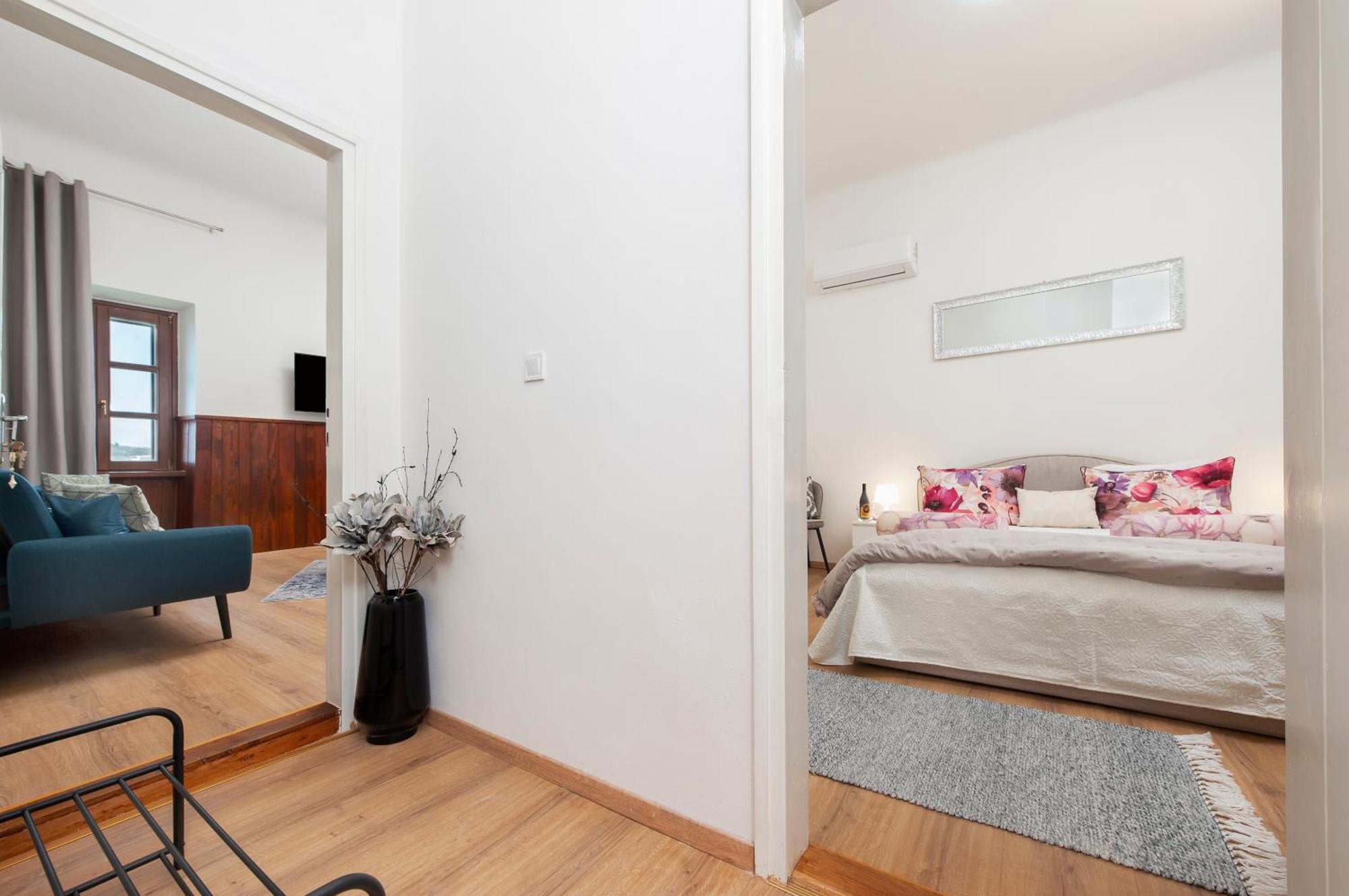Apartment Rubi 罗维尼 外观 照片